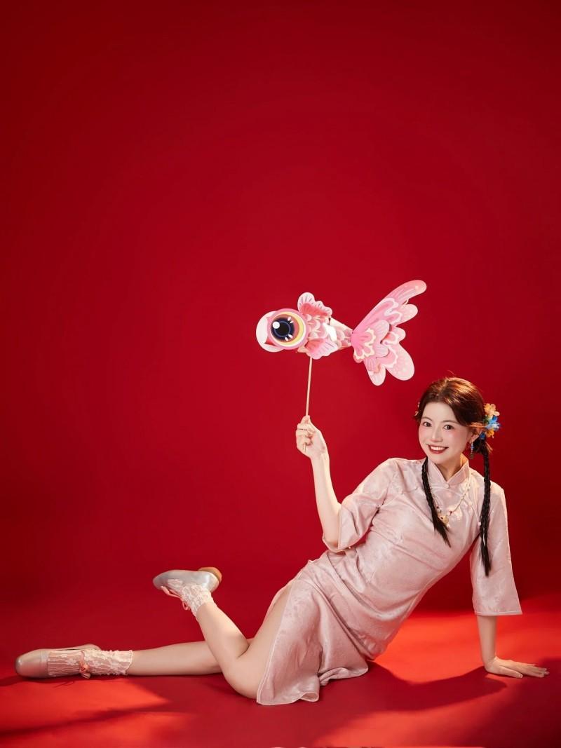 2025 New Vintage Chinese  Stud - Photography Of The Year 2025 ulasan dan harga