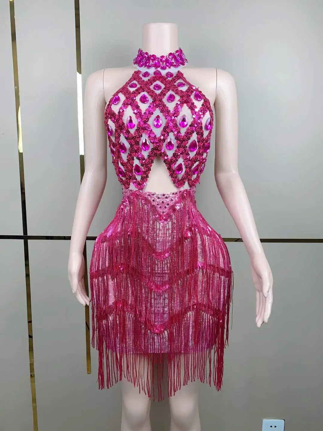 Nightout 2025 Women Sexy Backl - Photography Of The Year 2025 ulasan dan harga